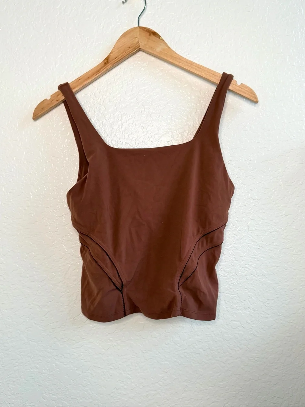 Lululemon Nulu and Mesh Back Shelf-Bra Yoga Tank Top 8 Brown